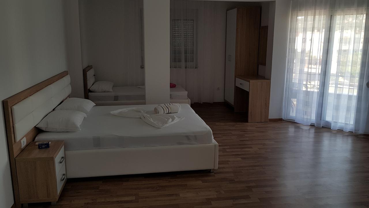 Apartments Jm ウルツィニ エクステリア 写真
